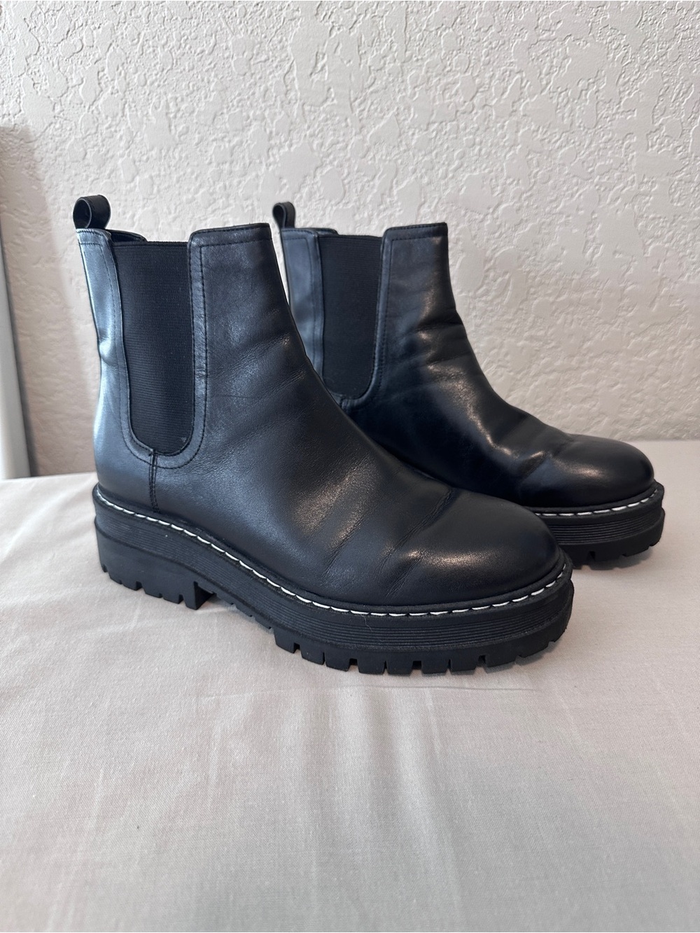 Marc Fisher LTD Black Leather Platform Lug Chelsea Boots 7.5